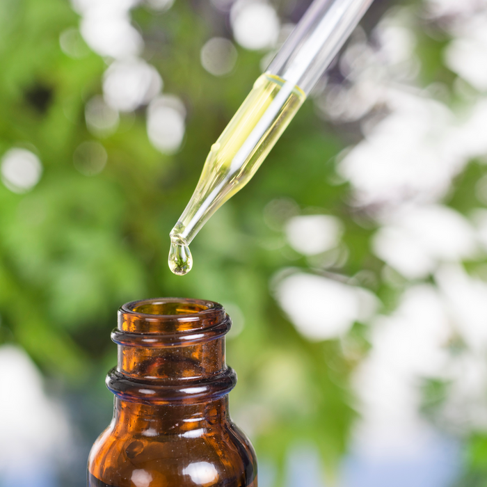 Mixing Carrier Oils with Essential Oils